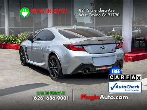 Used 2023 Toyota GR86 Premium RWD image 2