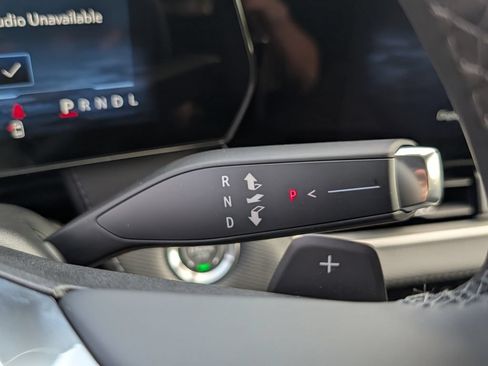 New 2027 Chevrolet Equinox LT FWD image 17