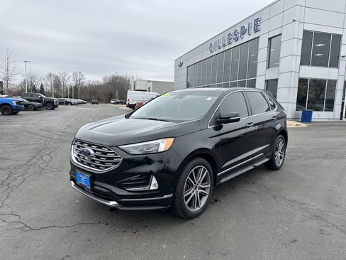 Used 2019 Ford Edge Titanium w/ Equipment Group 301A image 8