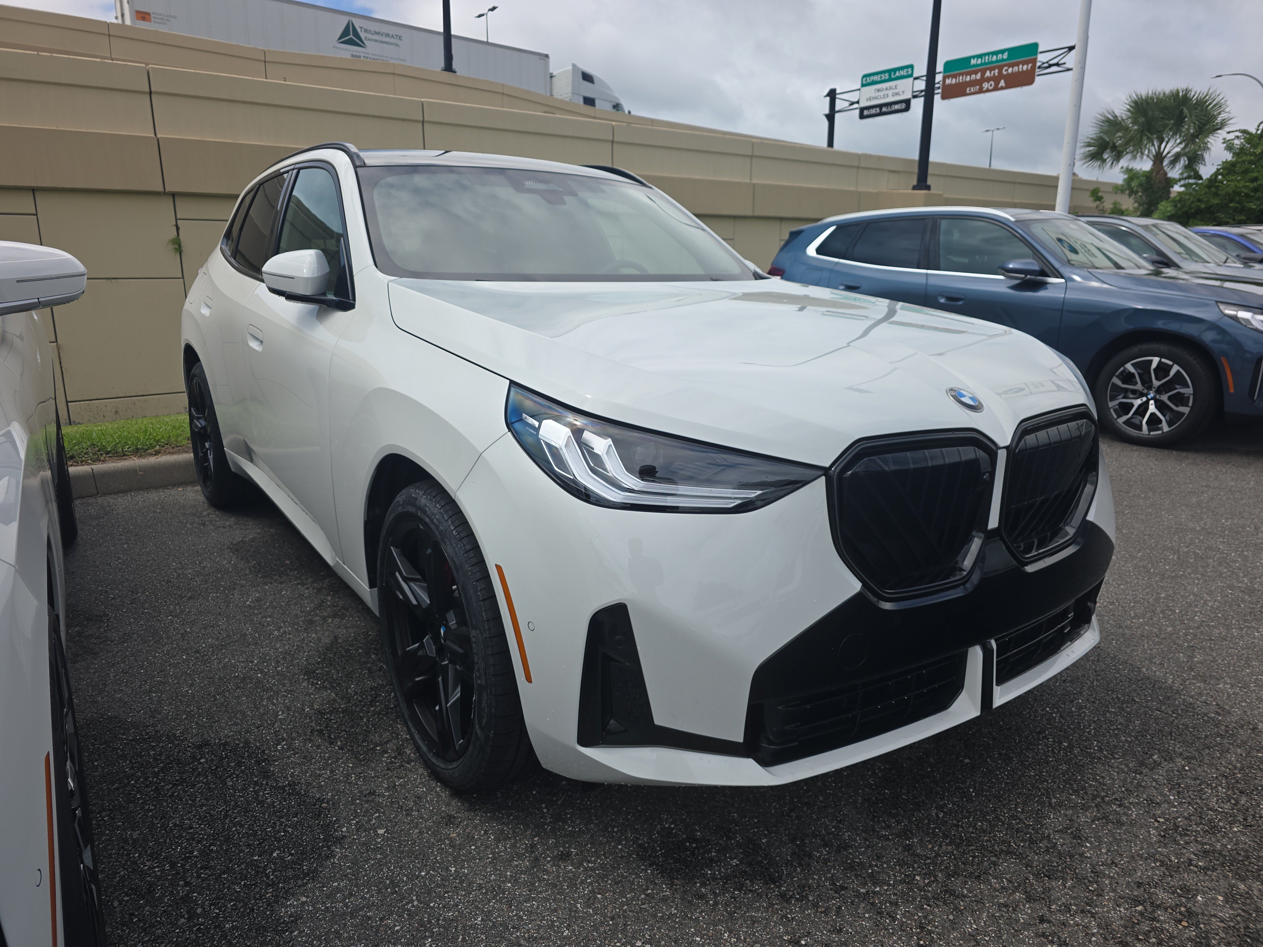 Certified 2026 BMW X3 xDrive30i w/ Premium Package AWD/4WD image 1