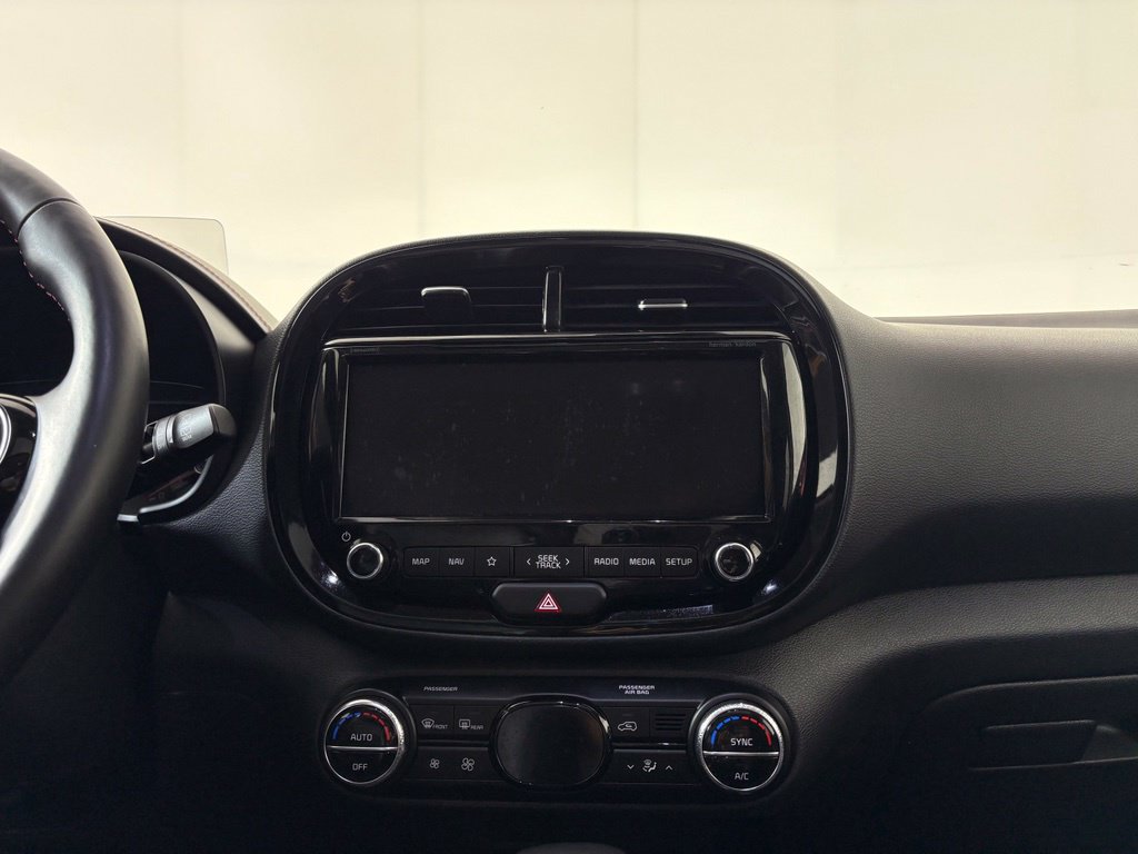 Used 2021 Kia Soul Turbo FWD image 26