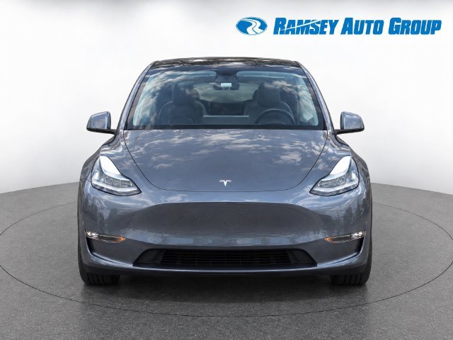 Used 2023 Tesla Model Y Long Range AWD/4WD image 5