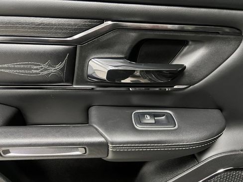Used 2022 RAM 1500 Limited w/ Body-Colour Bumper Group image 41