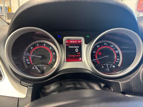 Used 2019 Dodge Journey GT AWD/4WD image 18