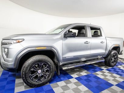 Used 2024 GMC Canyon Elevation