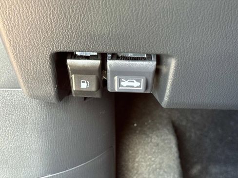 Certified 2022 MAZDA CX-5 Signature image 42