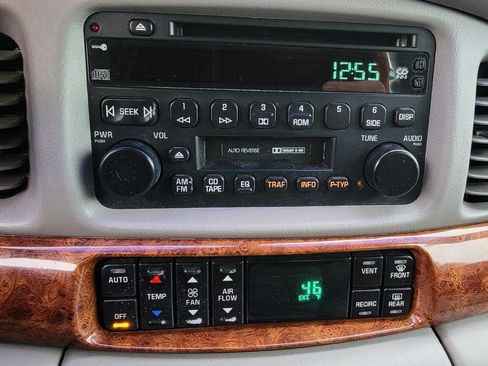 Used 2002 Buick Le Sabre Limited w/ Driver Confidence Pkg image 25