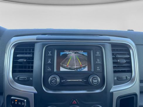 Used 2020 RAM 1500 Classic SLT RWD image 10