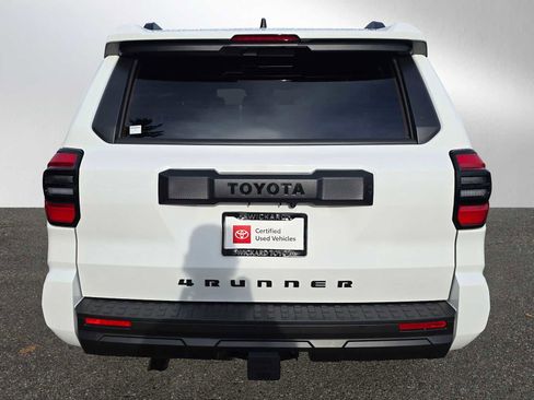 Certified 2025 Toyota 4Runner SR5 image 4