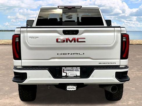 Used 2024 GMC Sierra 3500 Denali w/ Denali Reserve Package image 7