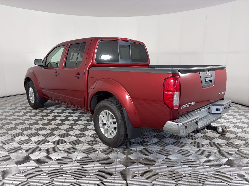 Used 2017 Nissan Frontier SV w/ SV Value Truck Package AWD/4WD image 5