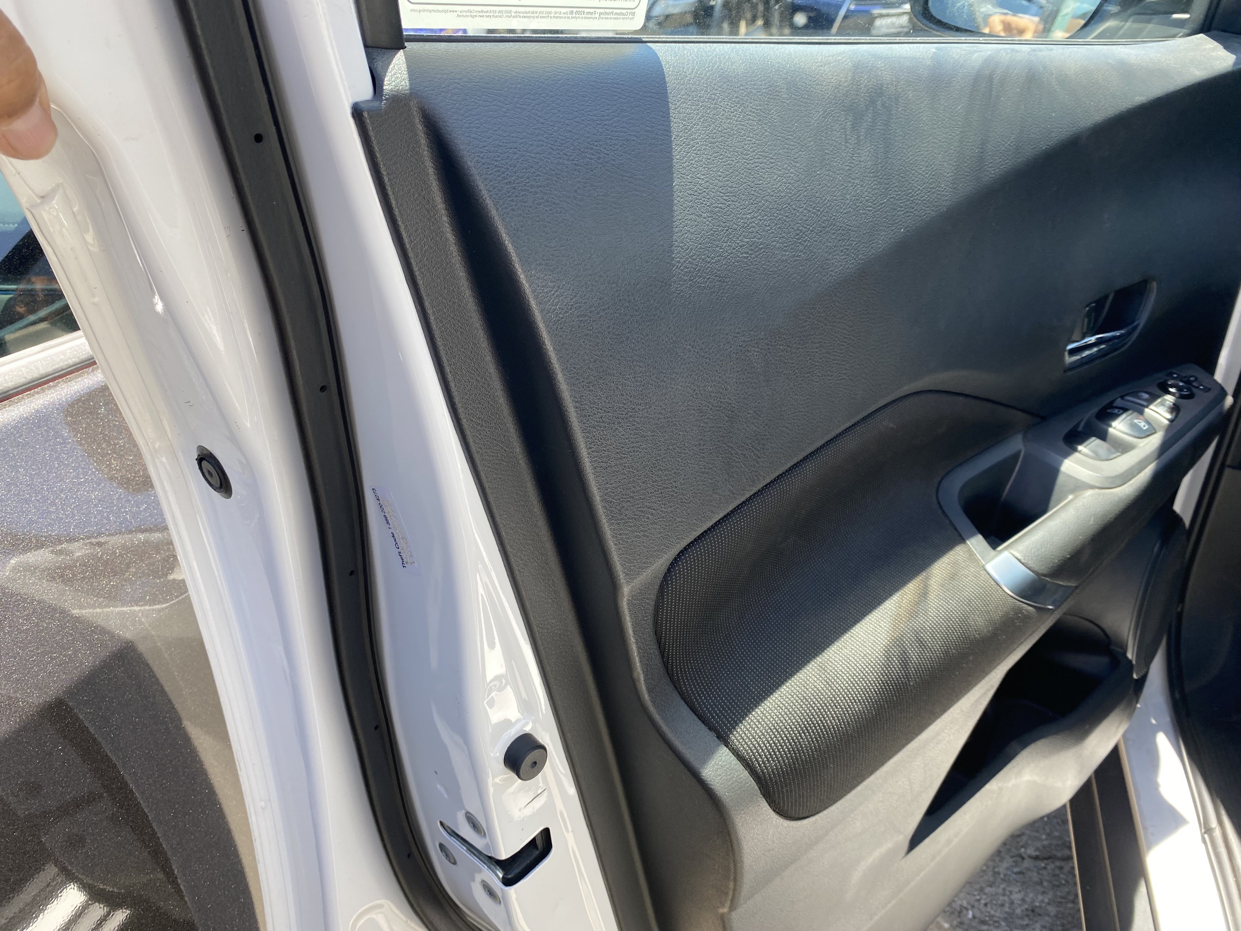 Used 2023 Nissan Kicks SV FWD image 11