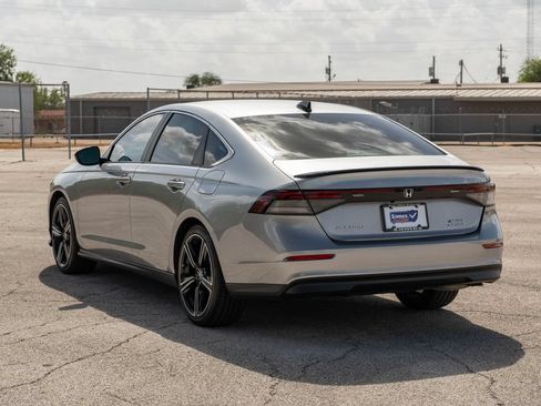 Used 2024 Honda Accord Sport image 6