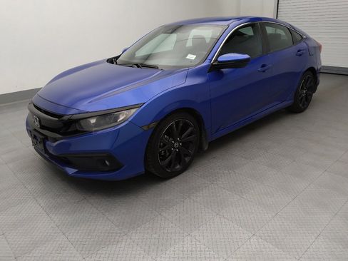 Used 2019 Honda Civic Sport image 2