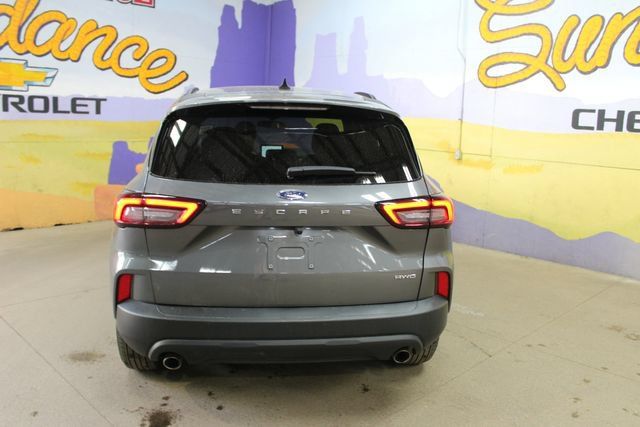 Used 2025 Ford Escape ST-Line AWD/4WD image 3