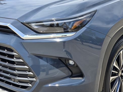 Used 2026 Toyota Grand Highlander AWD Hybrid image 37