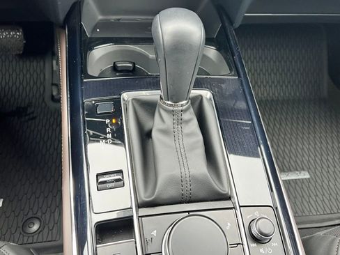 Certified 2025 MAZDA CX-30 2.5 Turbo w/ Premium Package image 29