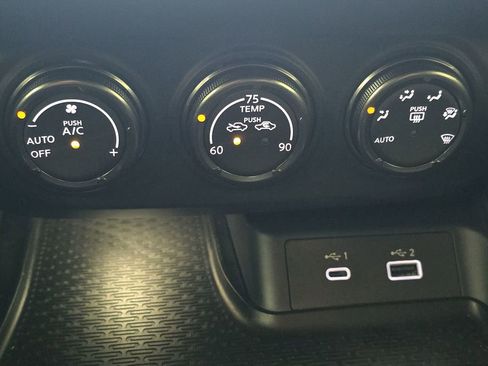 Used 2024 Nissan Z Performance w/ Heritage Edition image 20