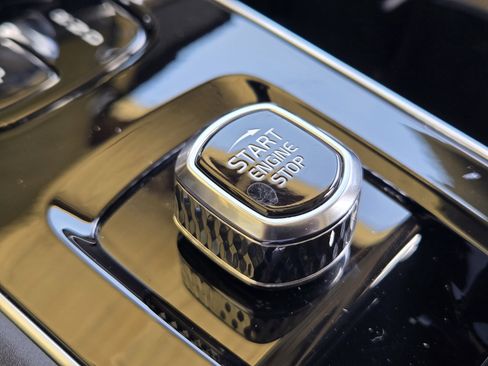 Used 2025 Volvo XC90 T8 Plus w/ Protection Package Premier image 27