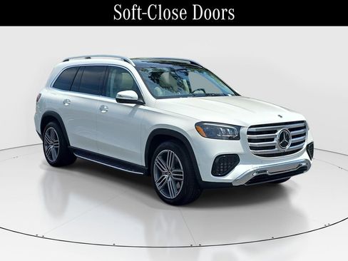 Certified 2026 Mercedes-Benz GLS 450 4MATIC image 3