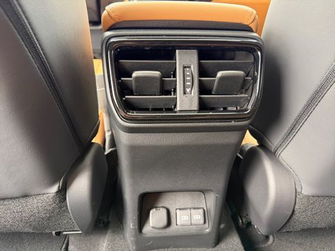 Used 2026 Lexus NX 350h AWD w/ Accessory Package (2T) image 19