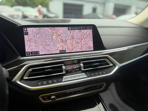 Used 2019 BMW X7 xDrive50i w/ Premium Package AWD/4WD image 22