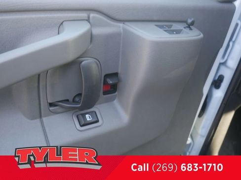 New 2026 Chevrolet Express 2500 w/ Driver Convenience Package RWD image 19