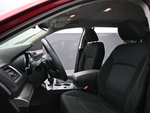 Used 2018 Subaru Outback 2.5i Premium image 10