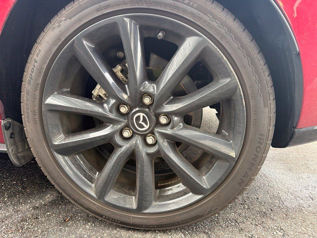 Used 2022 MAZDA MAZDA3 s FWD image 9