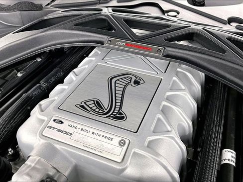 Used 2022 Ford Mustang Shelby GT500 w/ Carbon Fiber Track Pack RWD image 31
