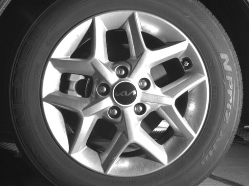 Used 2025 Kia Soul LX w/ LX Technology Package image 12