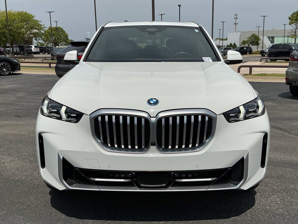 Used 2024 BMW X5 xDrive50e AWD/4WD image 8