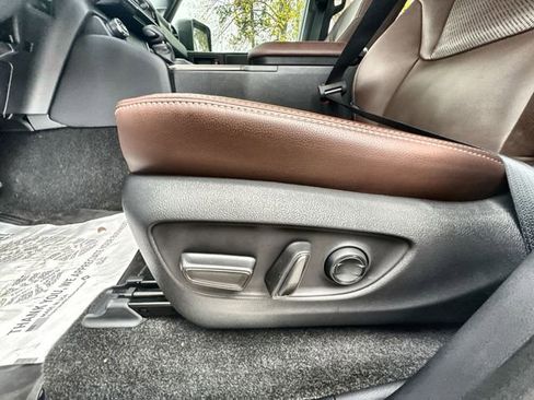 Used 2025 Toyota Land Cruiser image 21