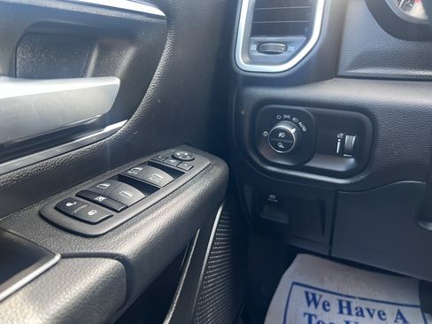 Used 2024 RAM 1500 Big Horn AWD/4WD image 19