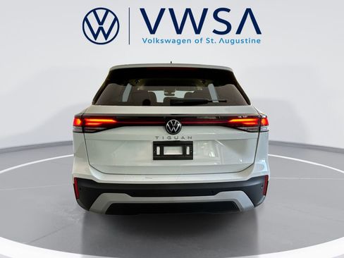 New 2026 Volkswagen Tiguan S image 7