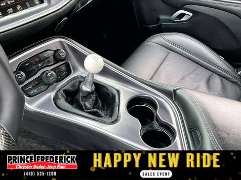 Used 2015 Dodge Challenger R/T w/ Quick Order Package 22B R/T image 14