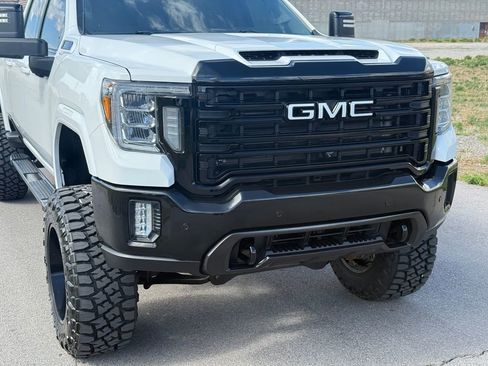 Used 2023 GMC Sierra 3500 SLT w/ SLT Premium Package AWD/4WD image 5