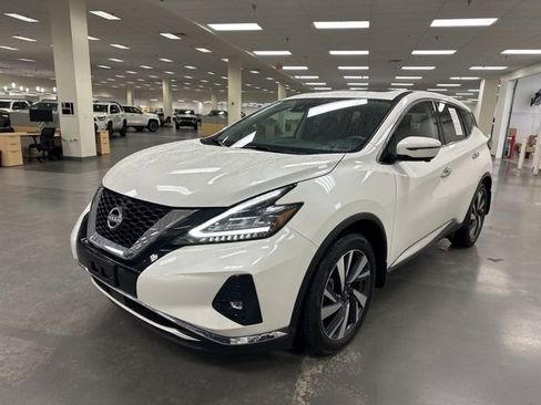 Used 2024 Nissan Murano SL AWD/4WD image 3