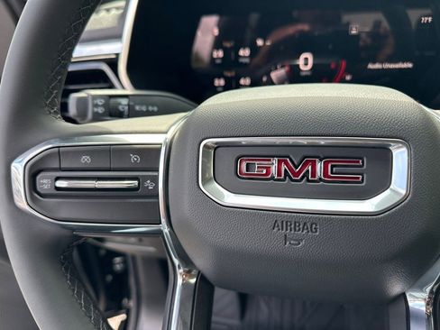 New 2026 GMC Canyon Elevation w/ Convenience Package RWD image 25