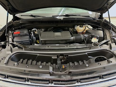 Used 2024 Chevrolet Tahoe LT image 36