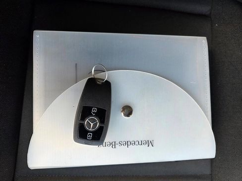 Used 2020 Mercedes-Benz Sprinter 2500 image 19