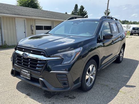 Used 2024 Subaru Ascent Premium w/ Convenience Package AWD/4WD image 11