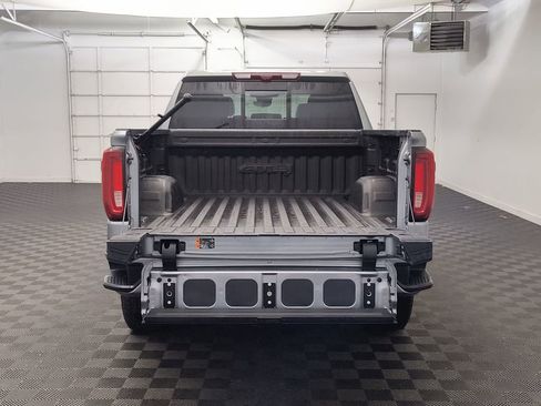 Used 2023 GMC Sierra 1500 AT4 w/ Technology Package image 19