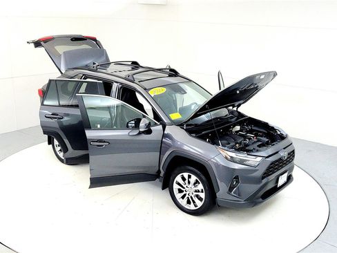 Certified 2024 Toyota RAV4 XLE Premium image 24