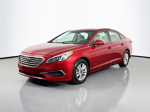 Used 2016 Hyundai Sonata SE image 1