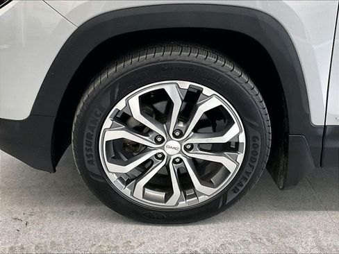 Used 2020 GMC Terrain SLT w/ Preferred Package AWD/4WD image 7