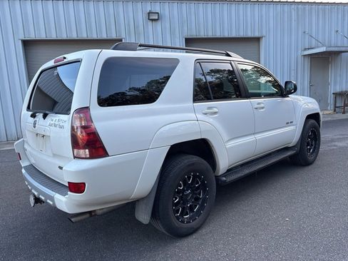 Used 2004 Toyota 4Runner SR5 image 19
