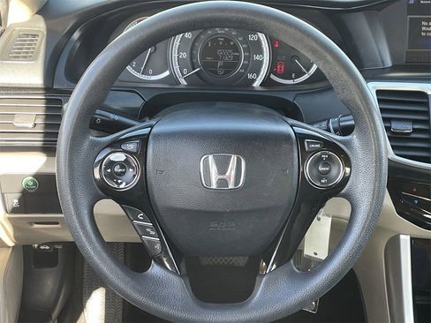 Used 2016 Honda Accord LX image 21