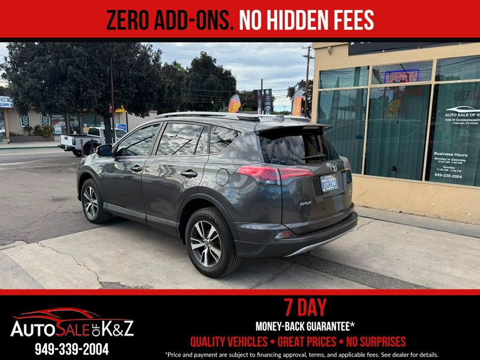 Used 2017 Toyota RAV4 XLE w/ Carpet Mat Package AWD/4WD image 11