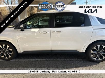 Certified 2023 Kia Carnival EX